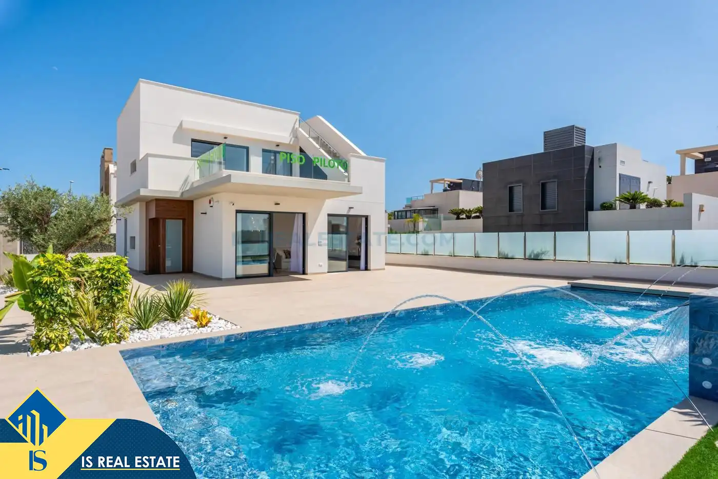 Xalet amb piscina en venda a Orihuela Costa