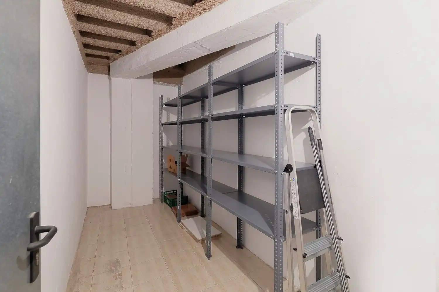 Piso de alquiler en Gijón  con Calefacción, Terraza y Trastero
