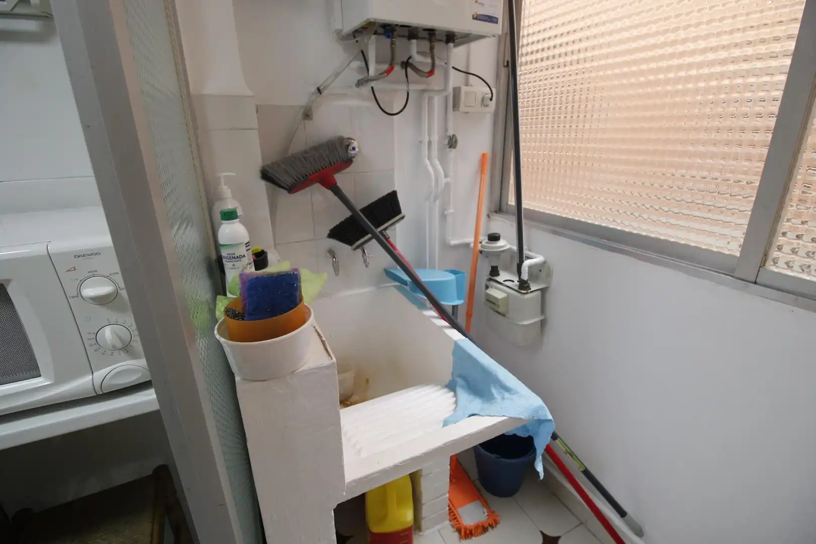 Baño de Piso de alquiler en Granada con Calefacción, Terraza y Amueblado