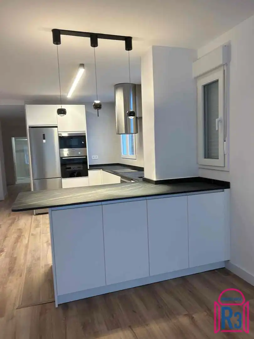 Kitchen of Flat for rent in León Capital   with Heating, Terrace and Storage room