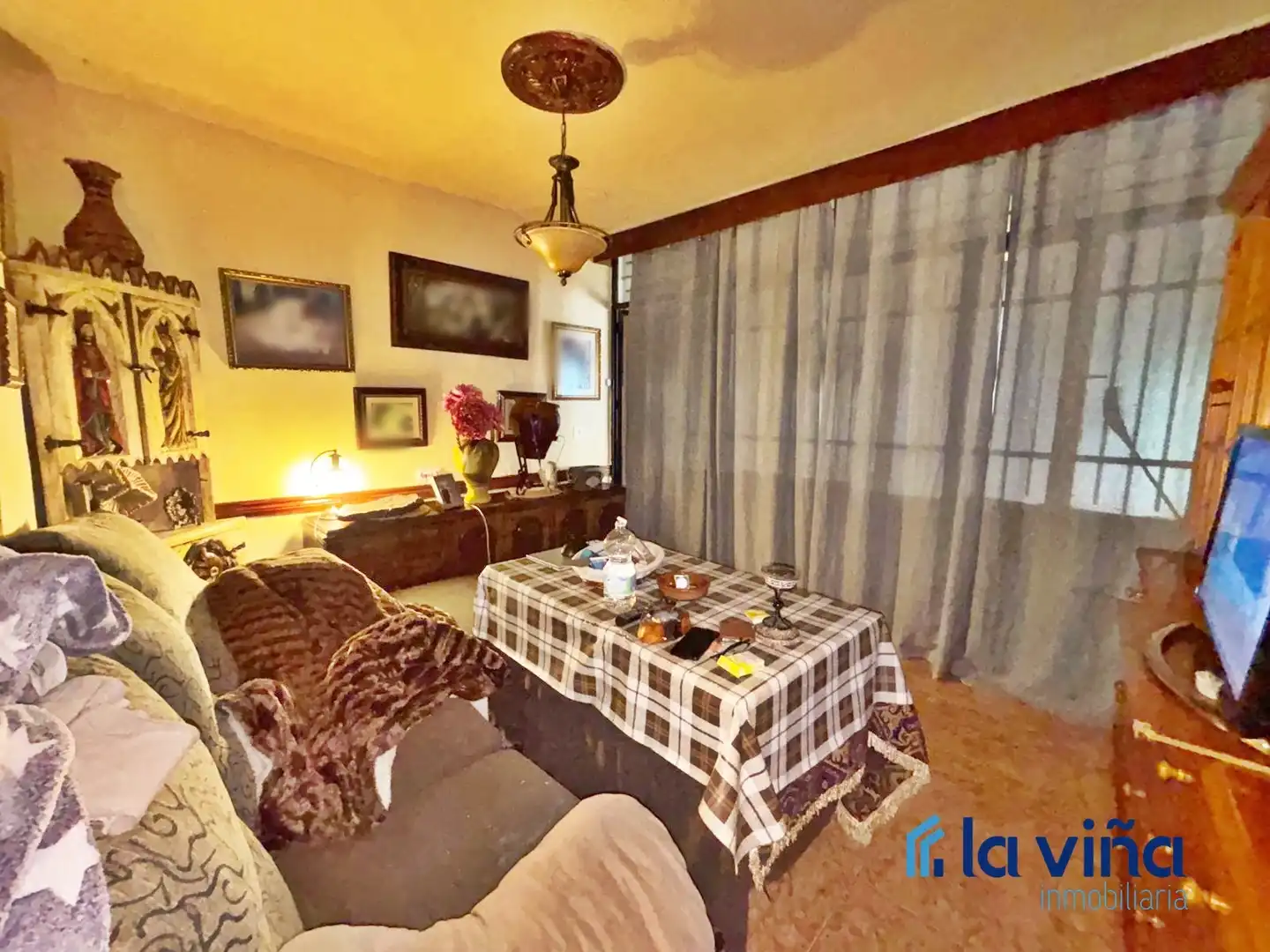 Sala d'estar de Casa o xalet en venda en Cuevas Bajas amb Terrassa, Traster i Moblat