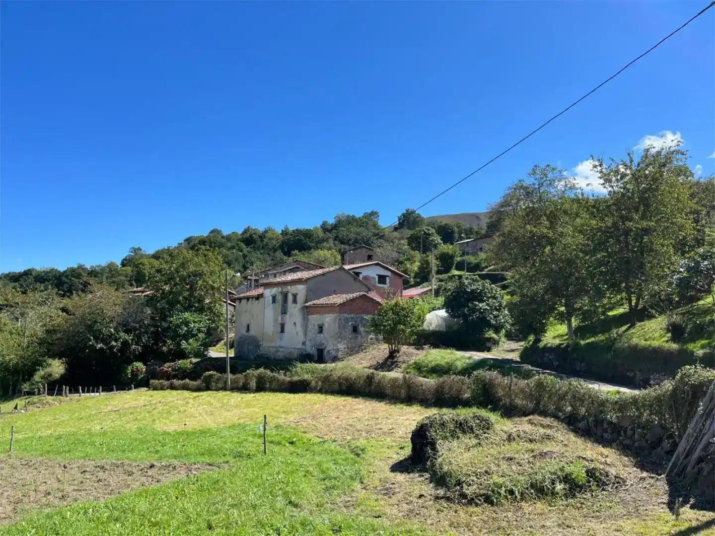 Vista exterior de Piso en venta en Piloña