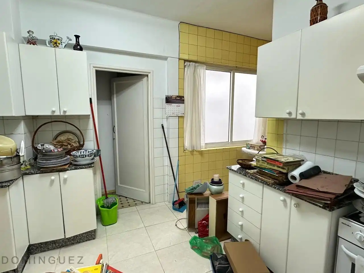 Cuina de Pis en venda en Vigo  amb Calefacció i Parquet