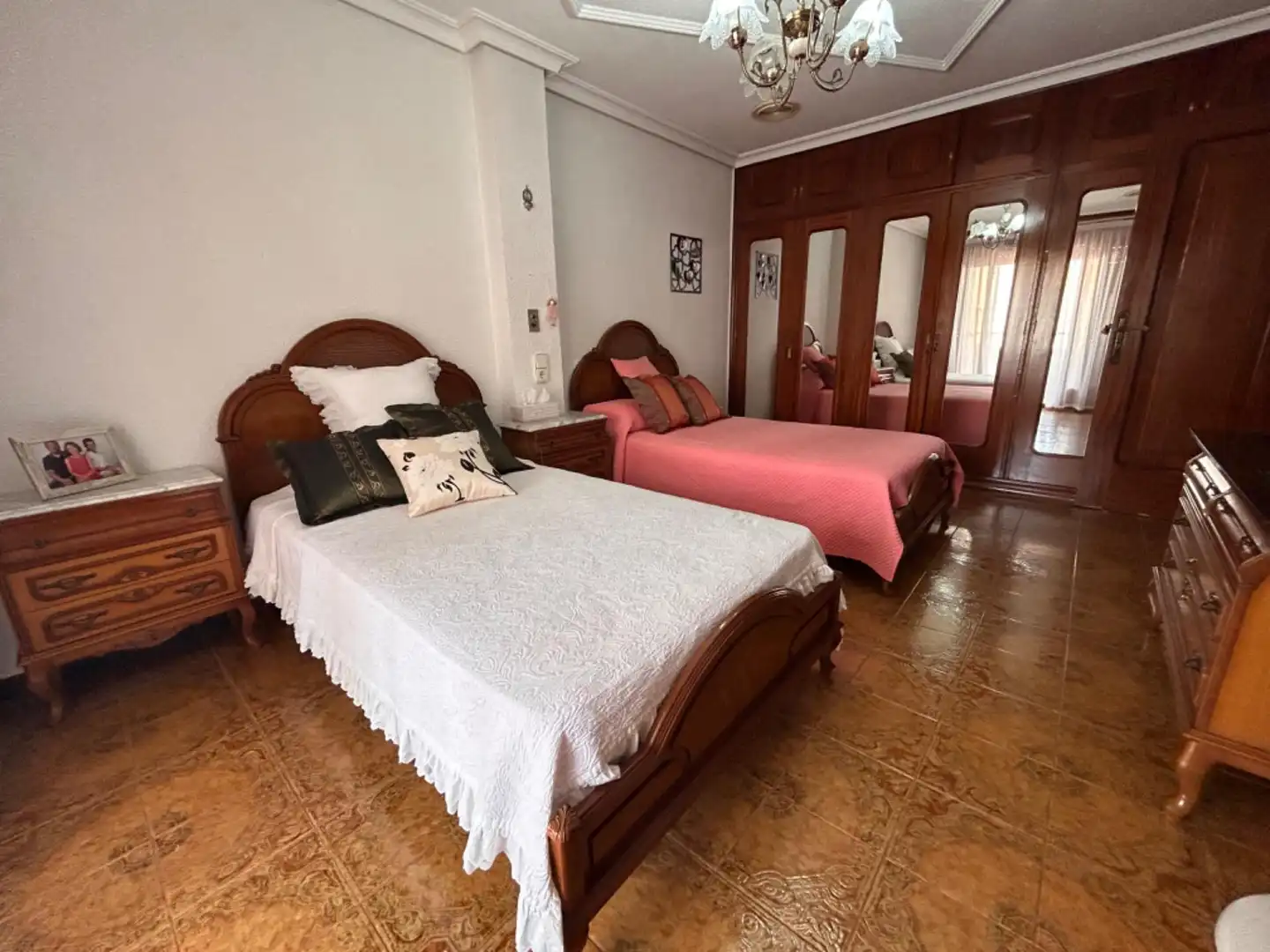 Habitación de Casa o chalet en venta en Guardamar del Segura con Aire acondicionado, Jardín privado y Amueblado