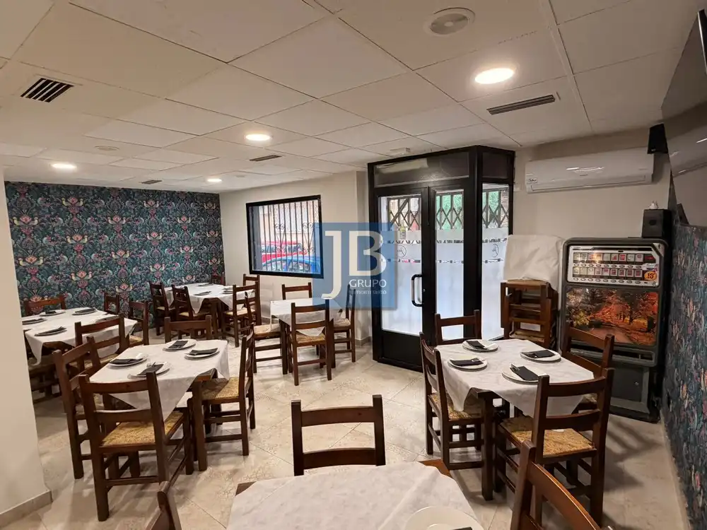 Business premises for transfer in Carrer Pintor Perales, imagen 16
