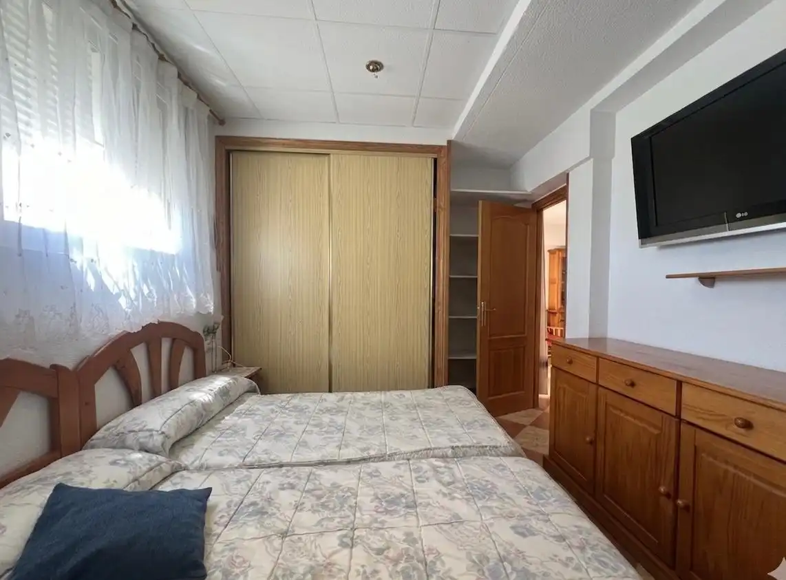 Habitación de Piso en venta en Benidorm con Aire acondicionado, Terraza y Amueblado