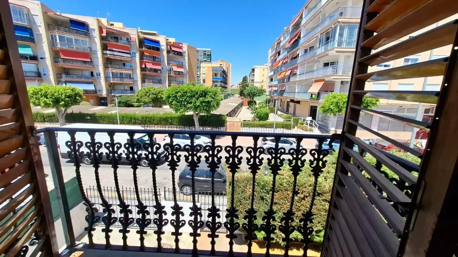 Vista exterior de Casa o xalet de lloguer en La Pobla de Farnals amb Aire condicionat, Terrassa i Moblat