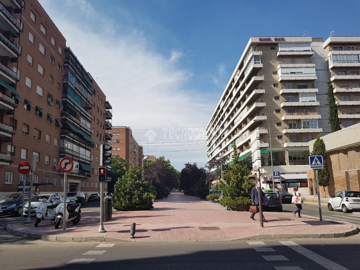 Exterior view of Flat for sale in  Madrid Capital  with Heating, Terrace and Storage room