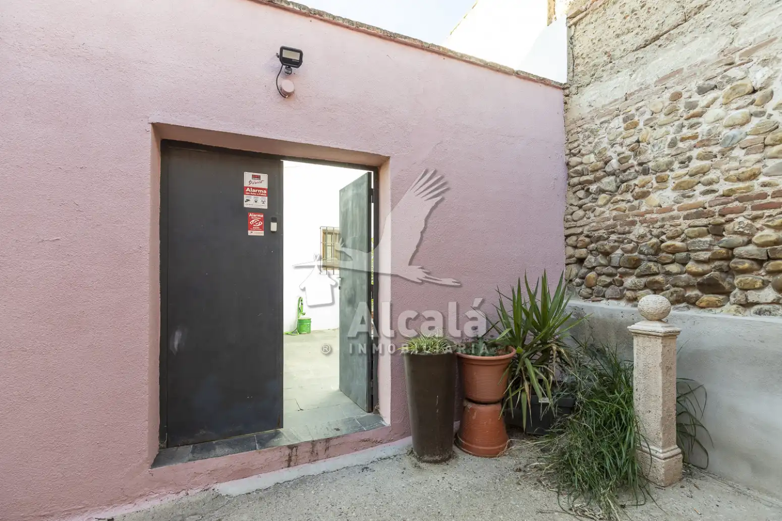 Exterior view of Houses for sale in Alcalá de Henares  with Air Conditioner, Heating and Private garden