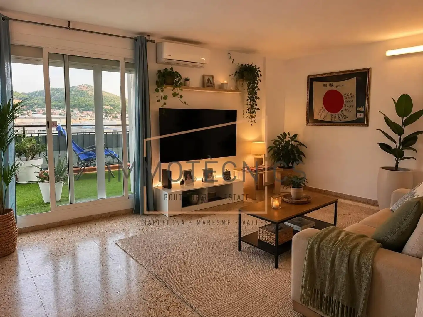Sala d'estar de Àtic en venda en Pineda de Mar amb Aire condicionat i Jacuzzi