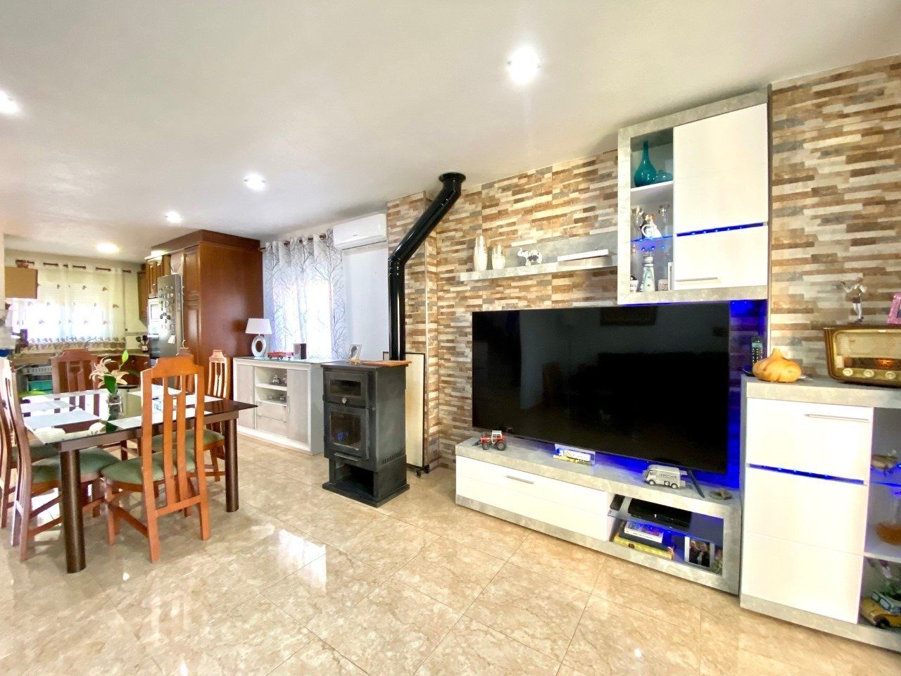 Sala d'estar de Dúplex en venda en Benijófar amb Aire condicionat, Calefacció i Balcó