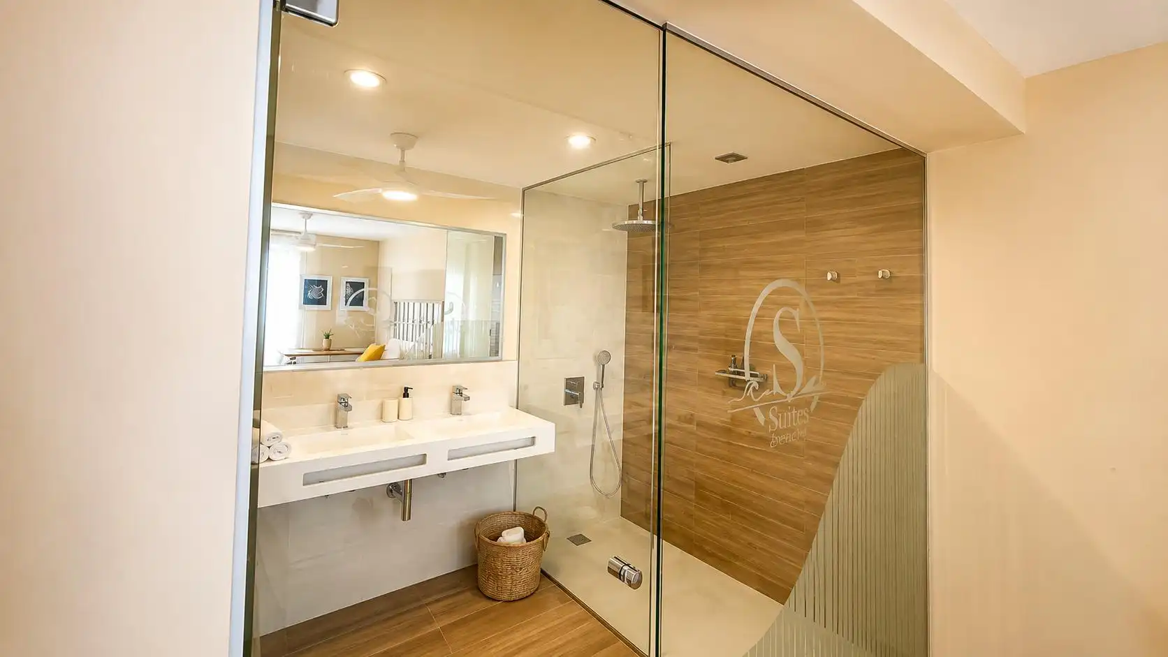 Badezimmer von Wohnung zur Miete in Las Palmas de Gran Canaria mit Klimaanlage, Heizung und Möbliert