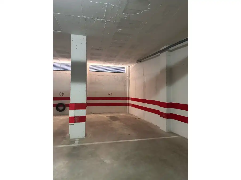 Parkplatz von Garage zur Miete in Torrox