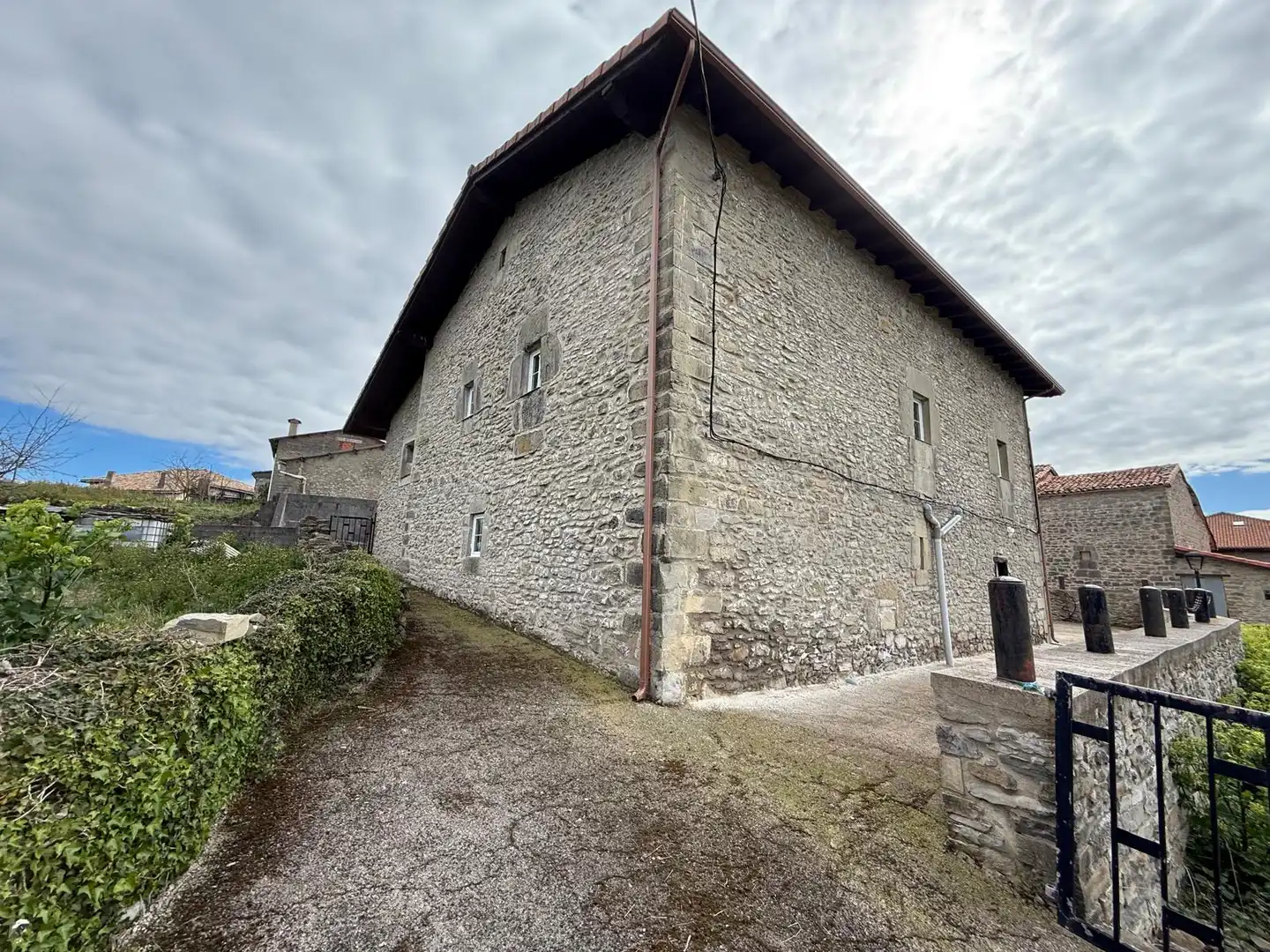 Vista exterior de Casa o chalet en venta en Valle de Mena con Trastero y Balcón