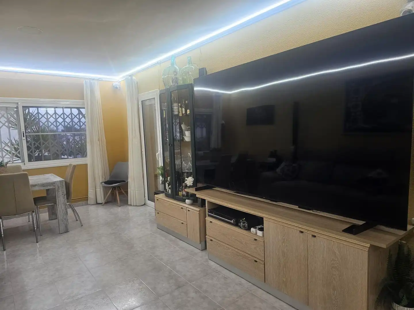 Living room of Flat for sale in Alcanar  with Air Conditioner, Private garden and Terrace