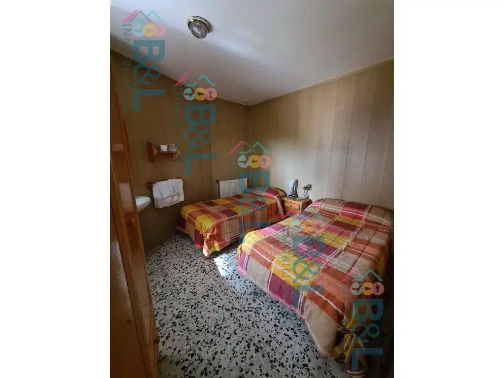 Habitación de Local en venta en Cortegana con Aire acondicionado y Amueblado