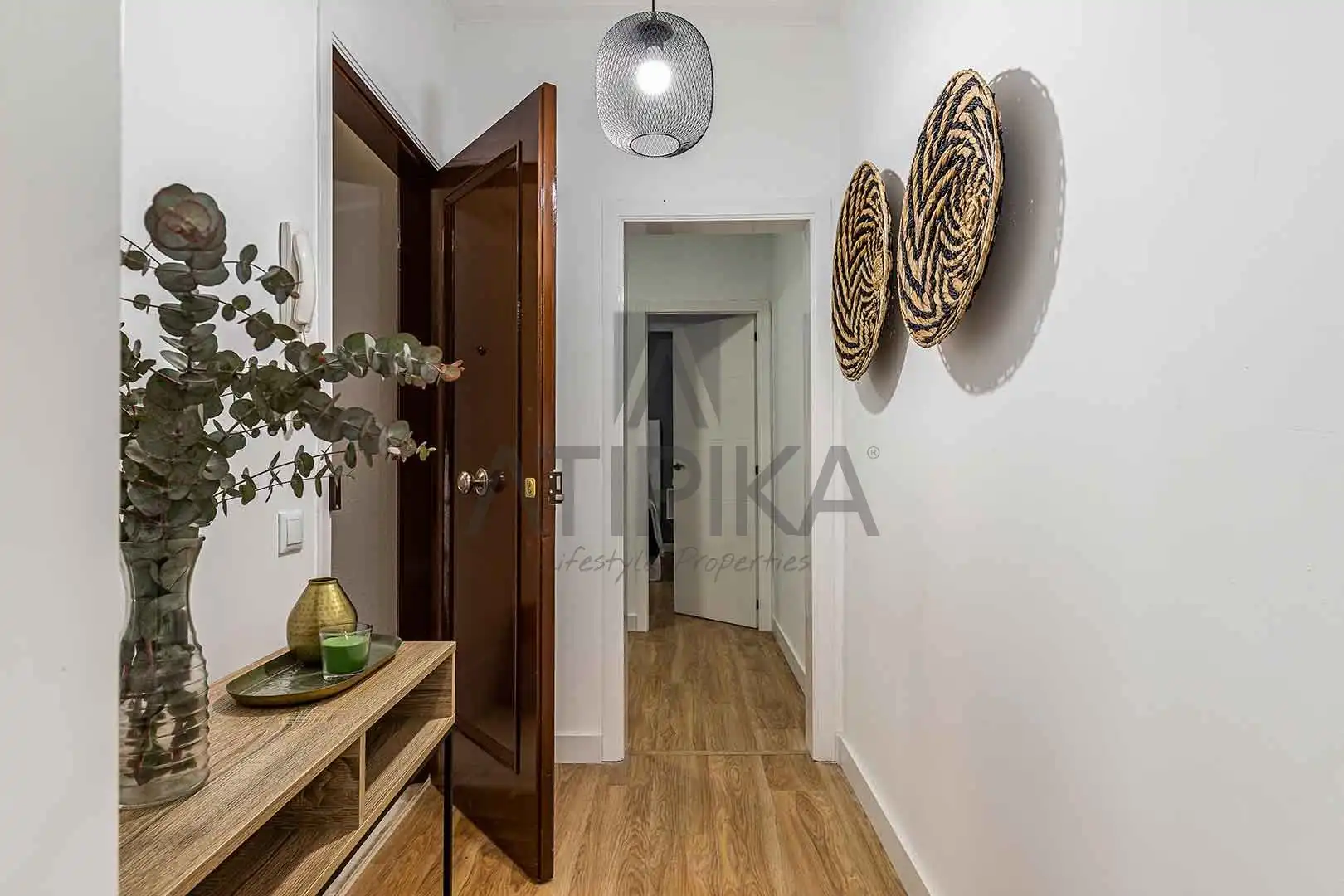 Attic for rent in El Camp de l'Arpa del Clot
