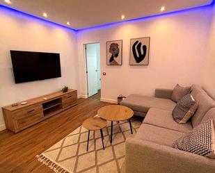 Sala d'estar de Apartament de lloguer en  Santa Cruz de Tenerife Capital amb Moblat