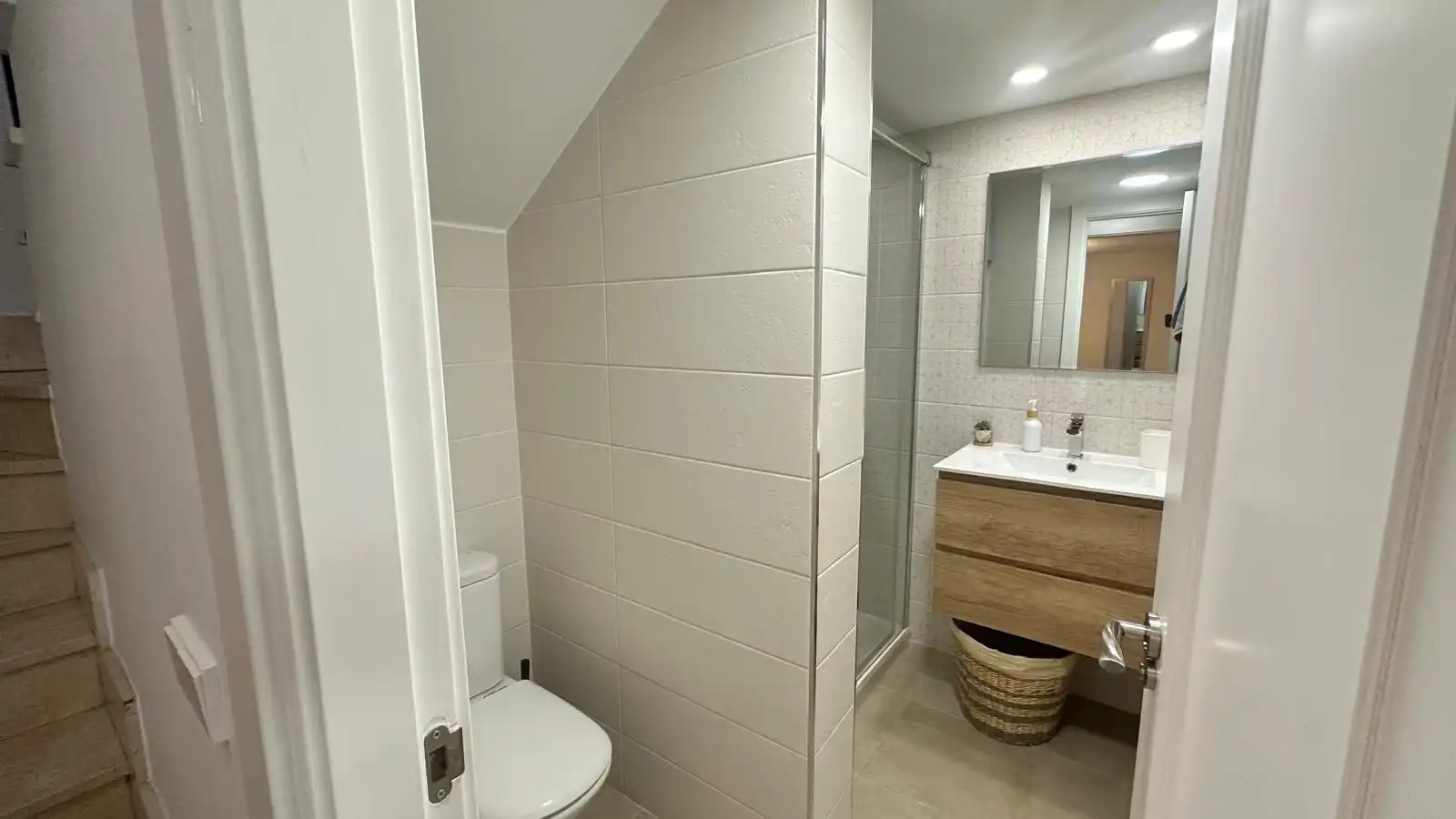 Bathroom of Detached homes for rent in Alcorcón  with Air Conditioner, Heating and Private garden