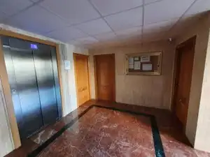 Apartment with lift for sale in Avenida de Roma, imagen 6