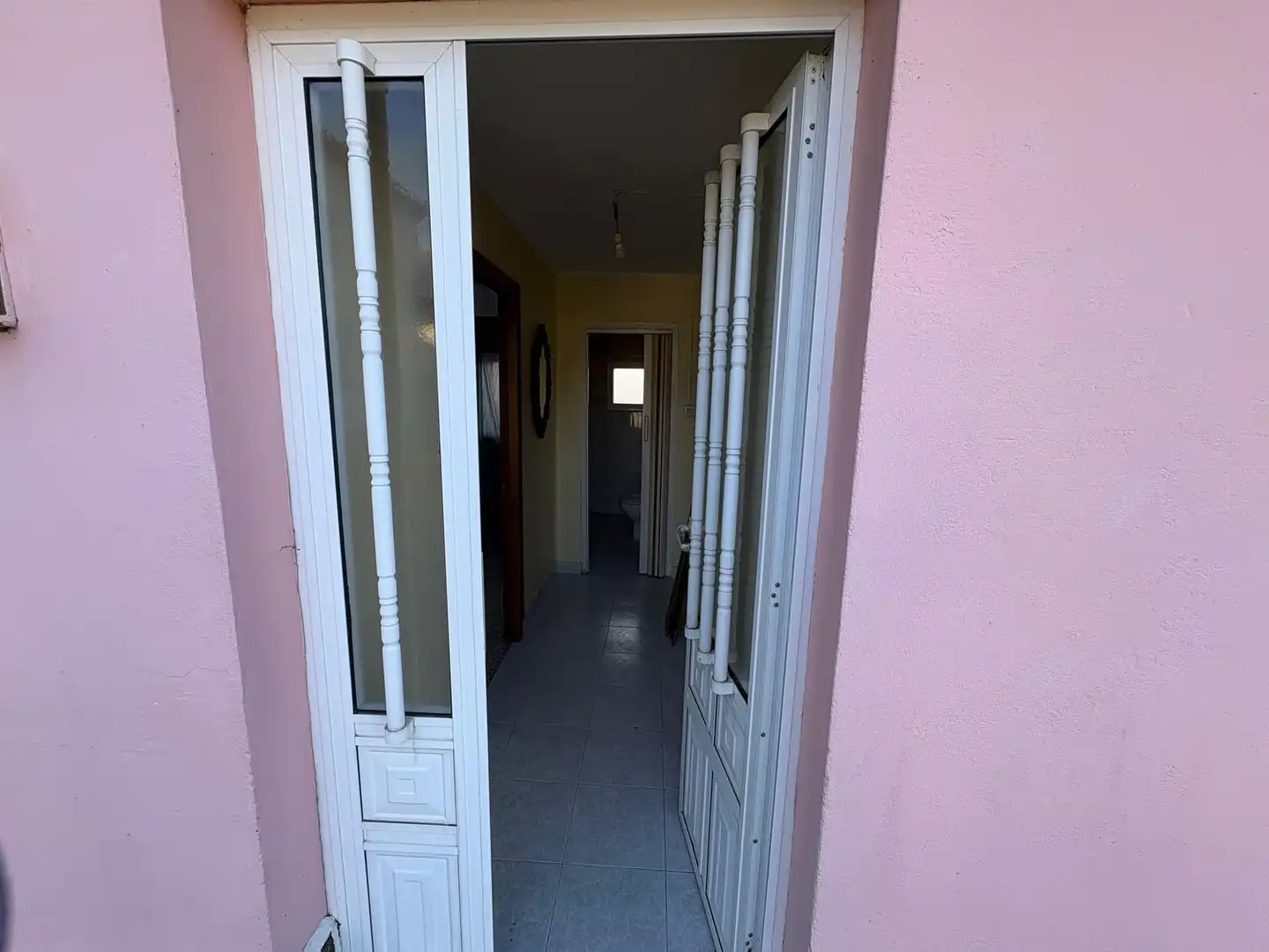 Country homes for sale in Camino da Torre, Fene