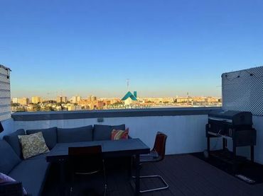 Penthouse mit Balkon zum Verkauf in Barrio de la Luz