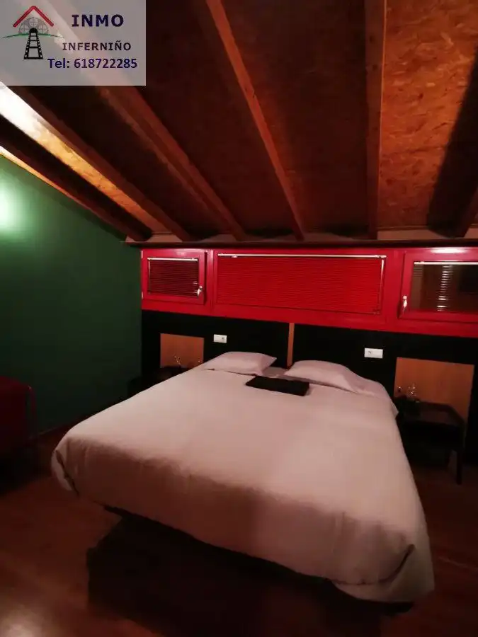 Dormitori de Apartament de lloguer en Ferrol amb Terrassa