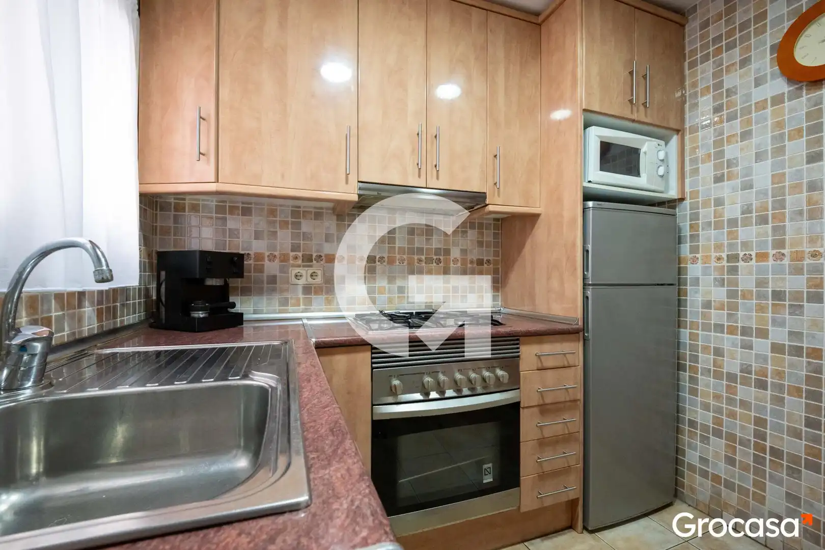 Kitchen of Flat for sale in Mataró  with Heating, Oven and TV