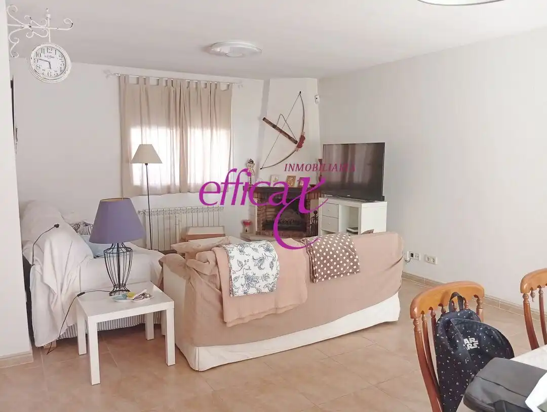 Living room of Houses for sale in Santo Domingo-Caudilla  with Heating