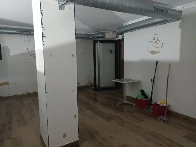 Business premises for sale in Centro - Ayuntamiento, imagen 5