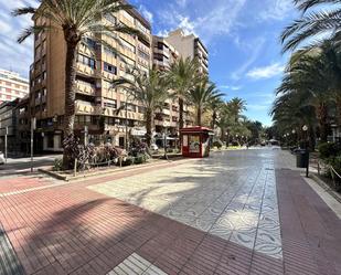 Vista exterior de Pis de lloguer en Alicante / Alacant amb Aire condicionat