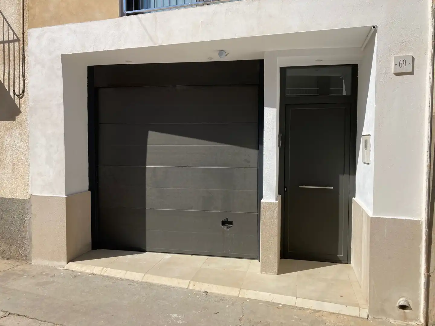Aparcament de Casa adosada en venda en El Poal amb Aire condicionat, Calefacció i Terrassa