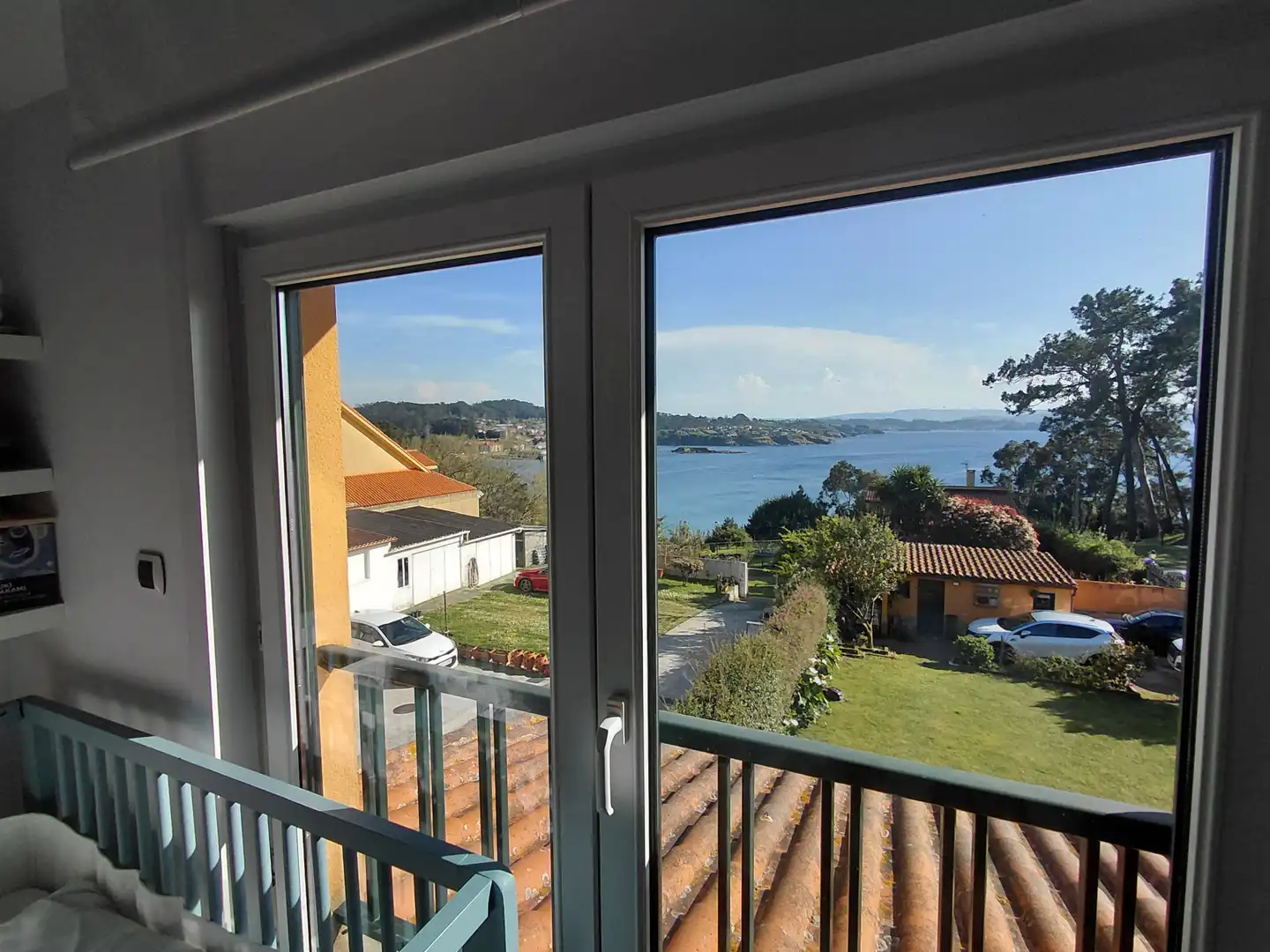 Habitación de Casa o chalet en venta en Oleiros con Calefacción, Jardín privado y Parquet