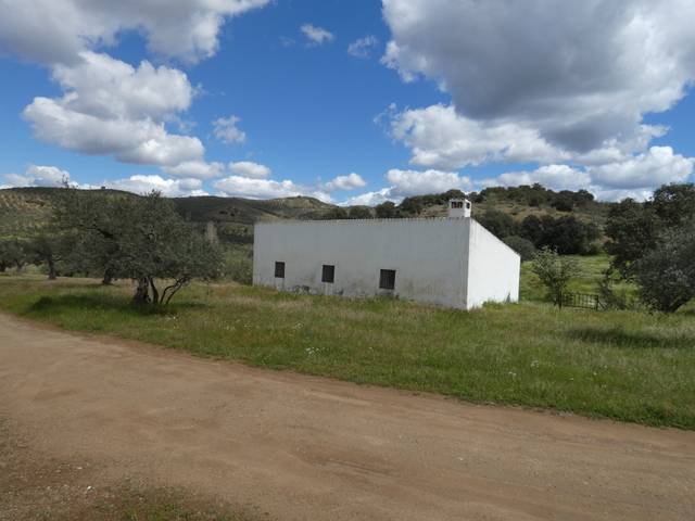 Casa-chalet en Venta en Malcocinado