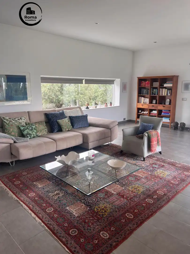 Sala d'estar de Casa o xalet en venda en Las Gabias amb Aire condicionat, Calefacció i Jardí privat