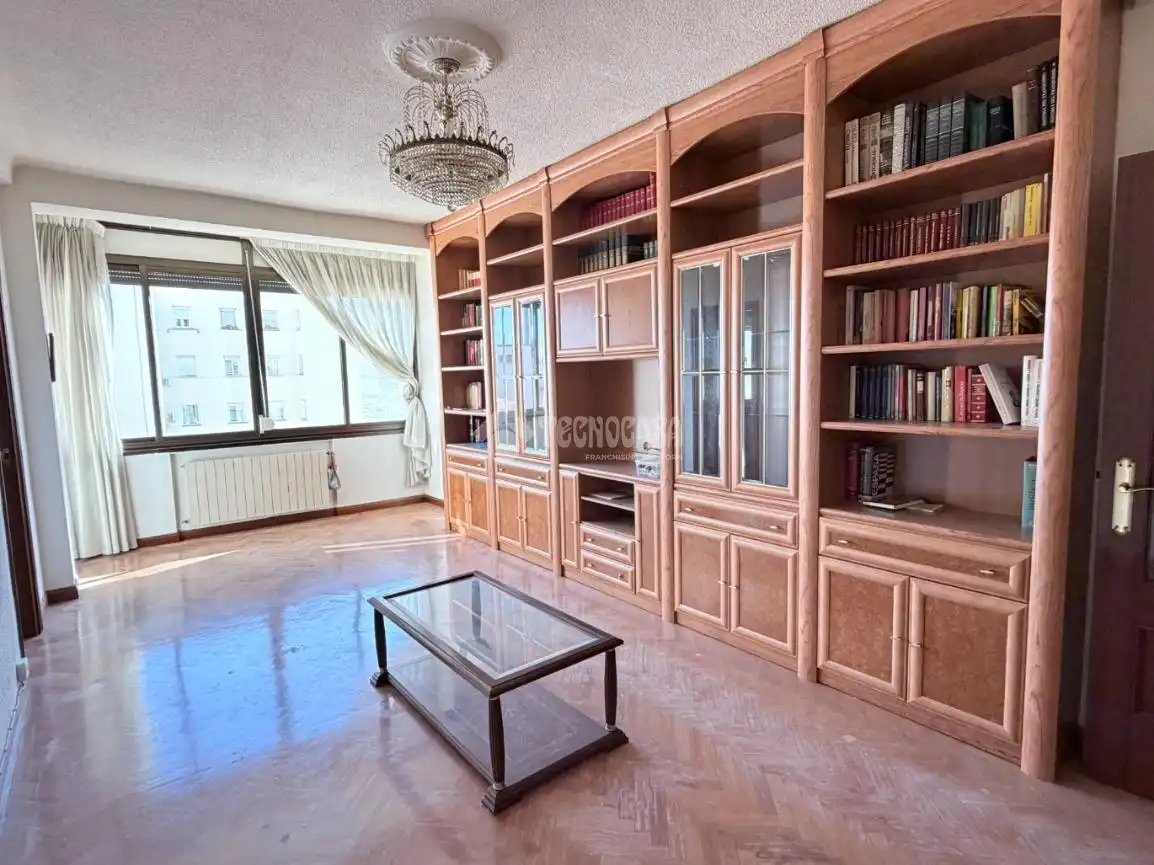 Flat with lift for sale in Barrio de Salamanca