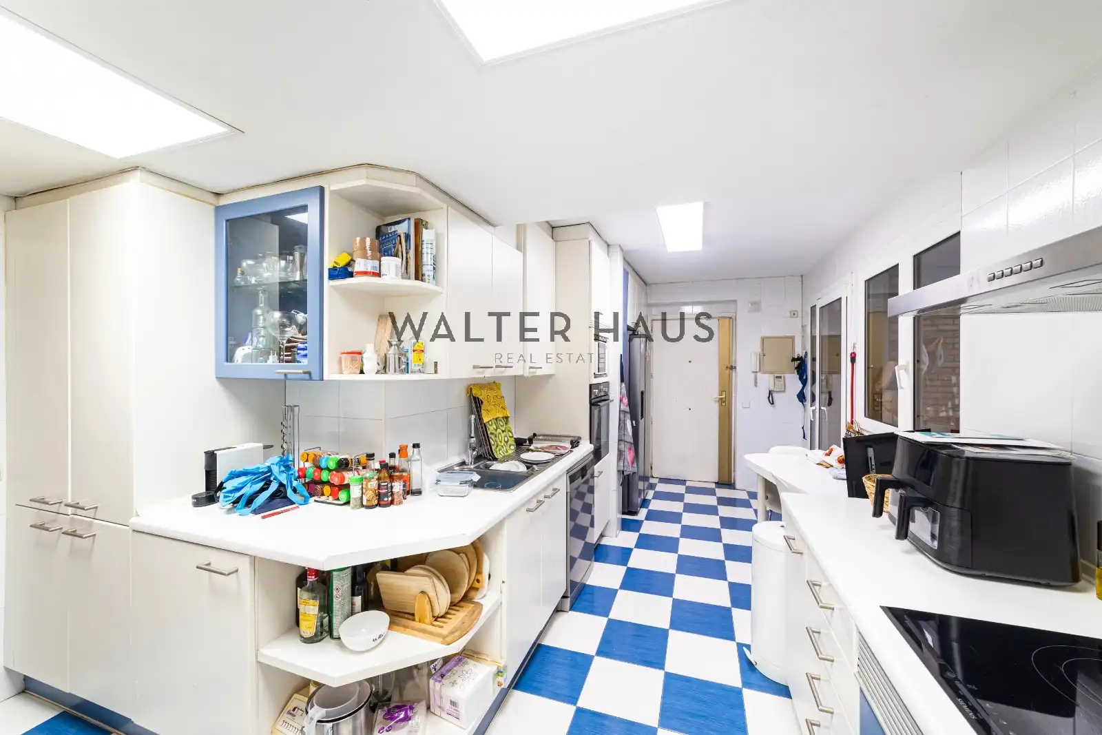 Kitchen of Flat for sale in Madrid  with Air Conditioner, Heating and Terrace