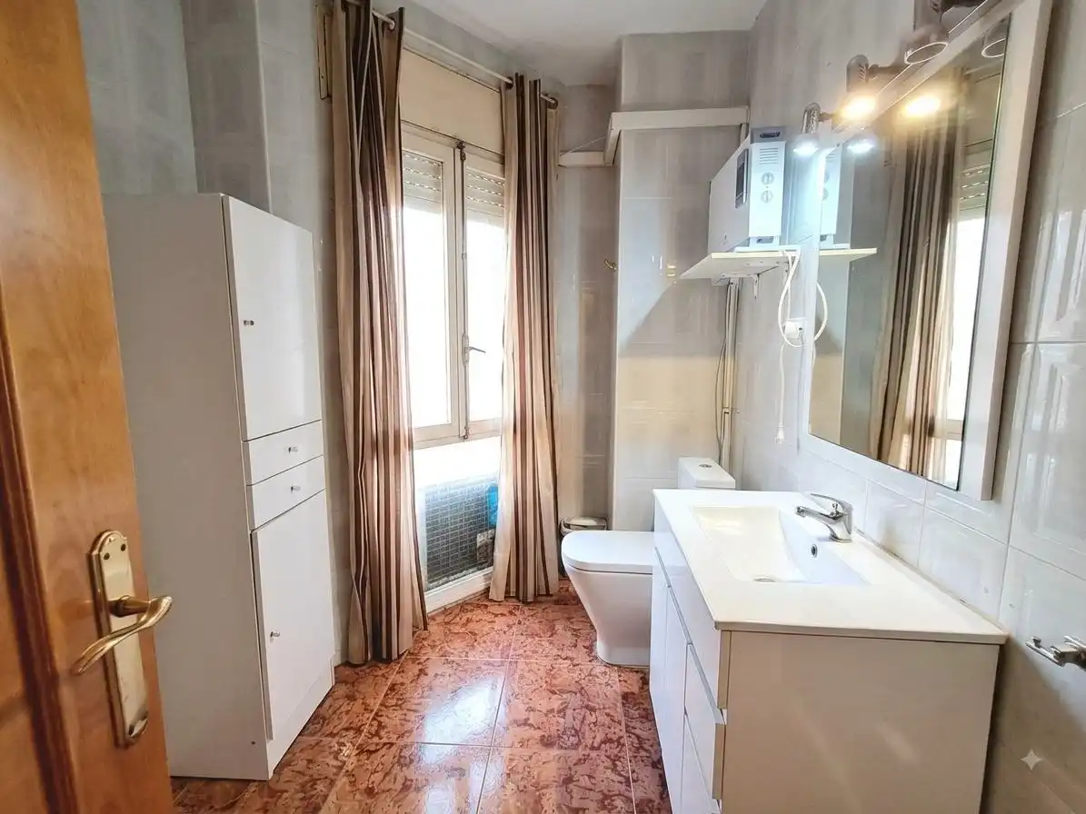 Baño de Piso en venta en Águilas con Aire acondicionado, Calefacción y Amueblado