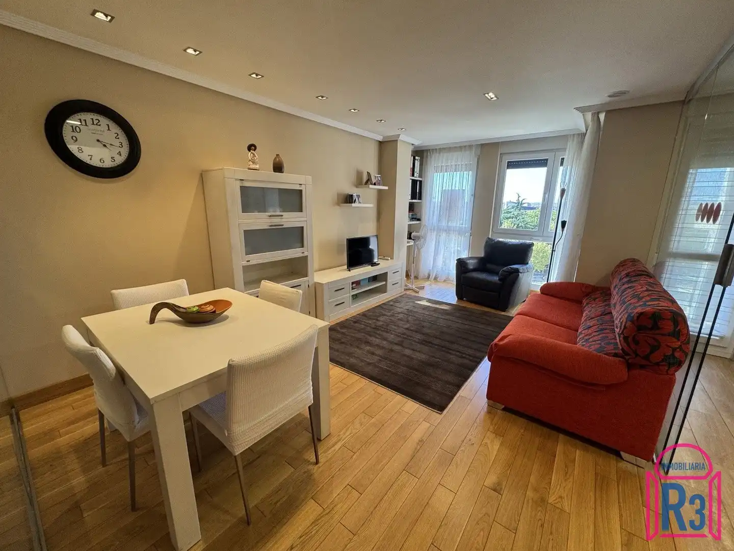Sala de estar de Apartamento en venta en León Capital  con Calefacción, Terraza y Trastero