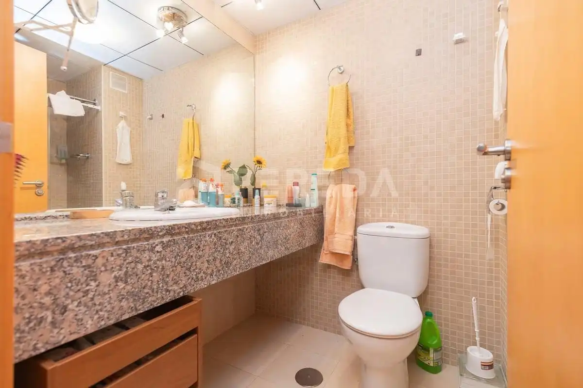 Bathroom of Flat for sale in Roquetas de Mar  with Air Conditioner, Terrace and Furnished