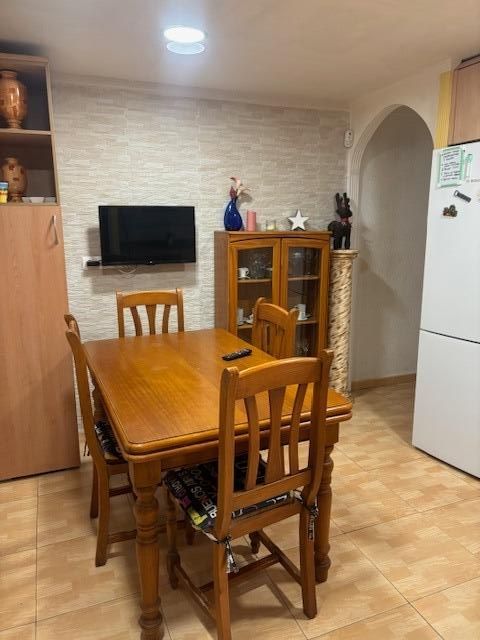 Comedor de Piso en venta en Elche / Elx con Calefacción y Balcón