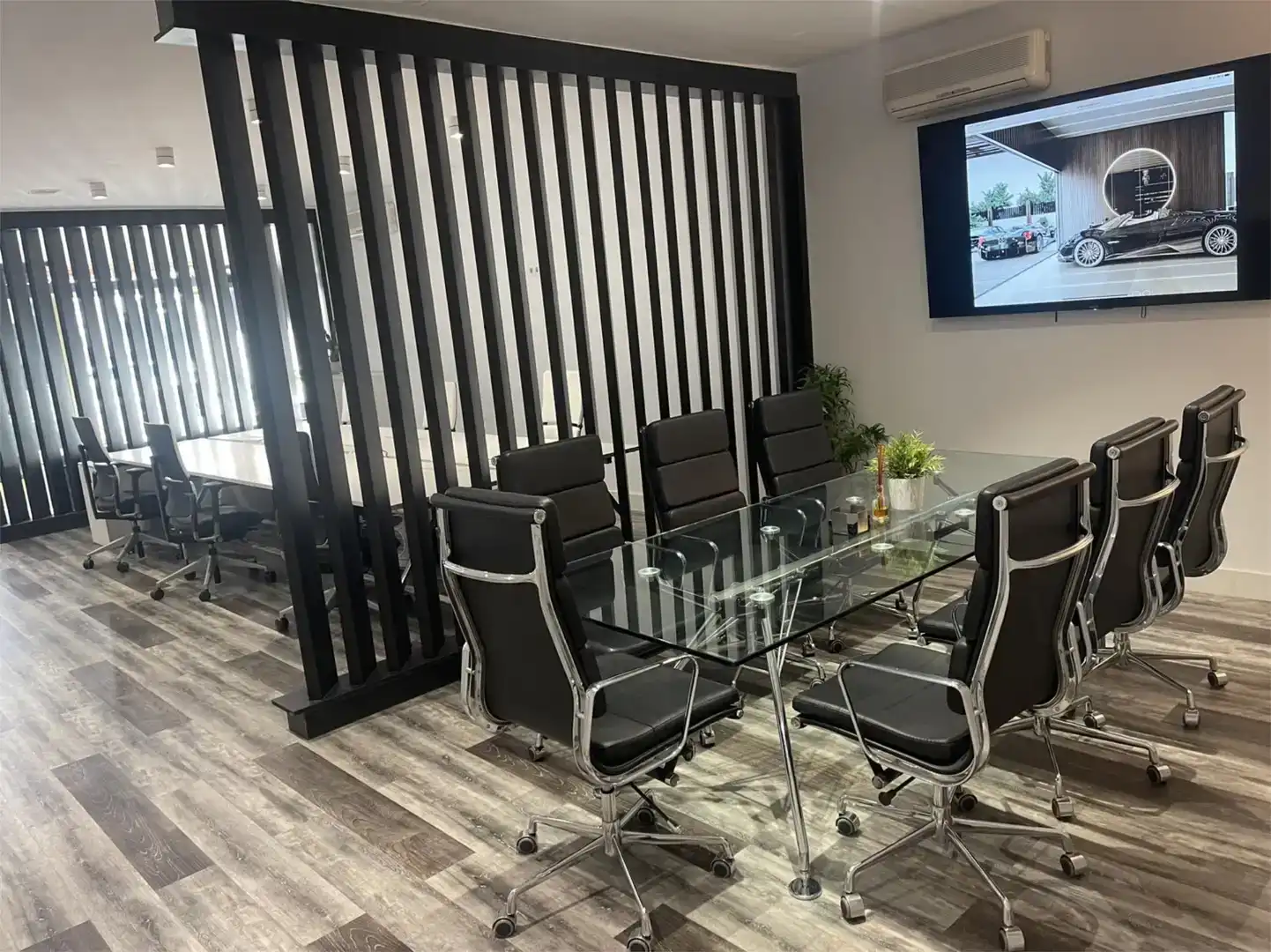 Office for rent in Estepona  with Air Conditioner and Furnished