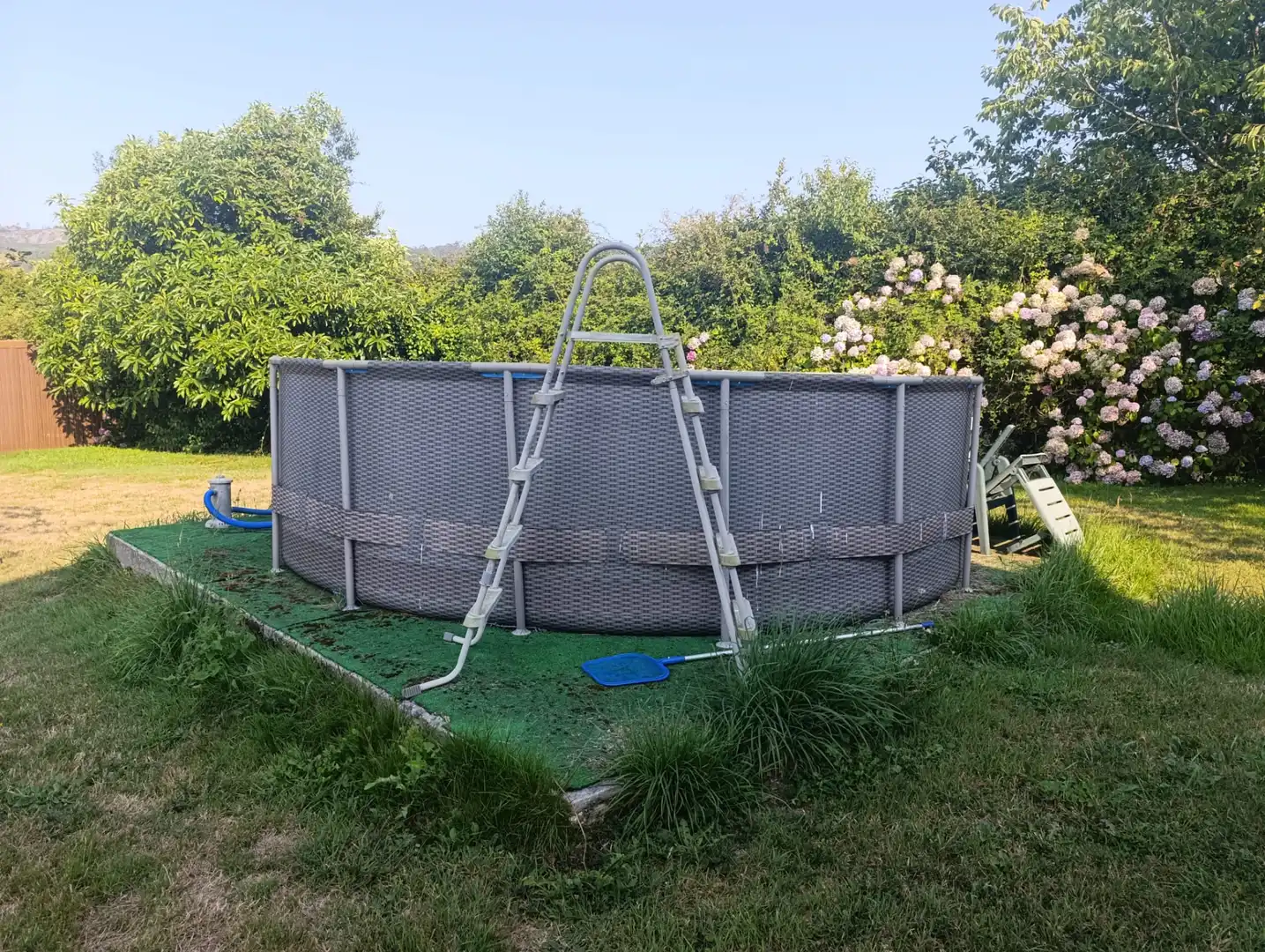 Piscina de Casa o chalet en venta en Gijón  con Calefacción, Jardín privado y Parquet