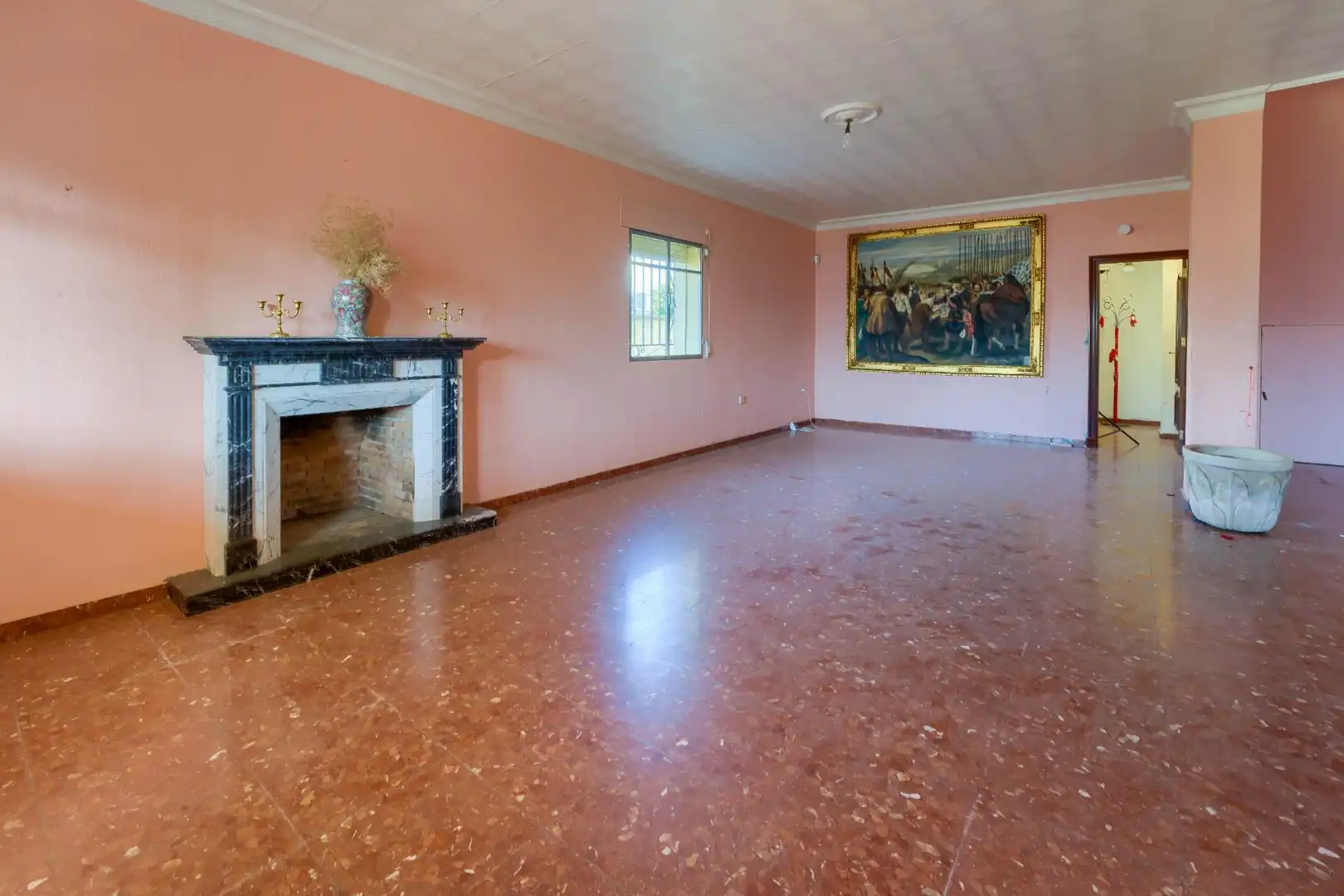 Living room of Houses for sale in Sanlúcar la Mayor  with Air Conditioner, Private garden and Terrace