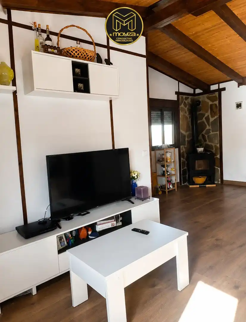 Living room of Country homes for sale in Iznatoraf