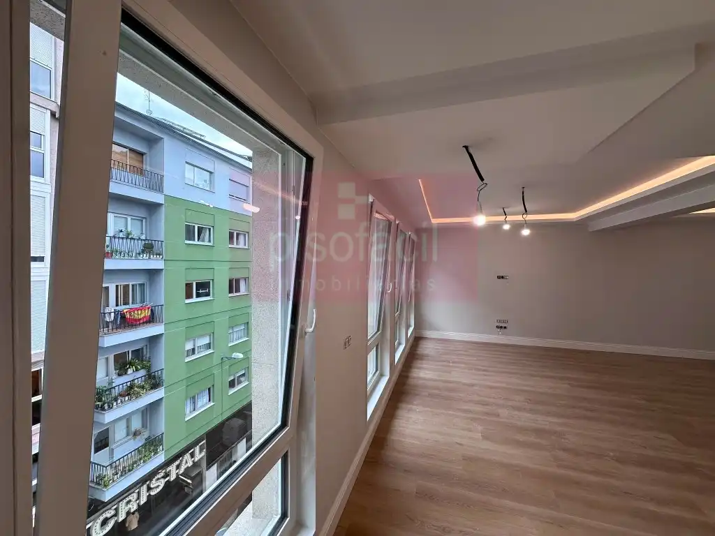 Sala d'estar de Dúplex en venda en Lugo