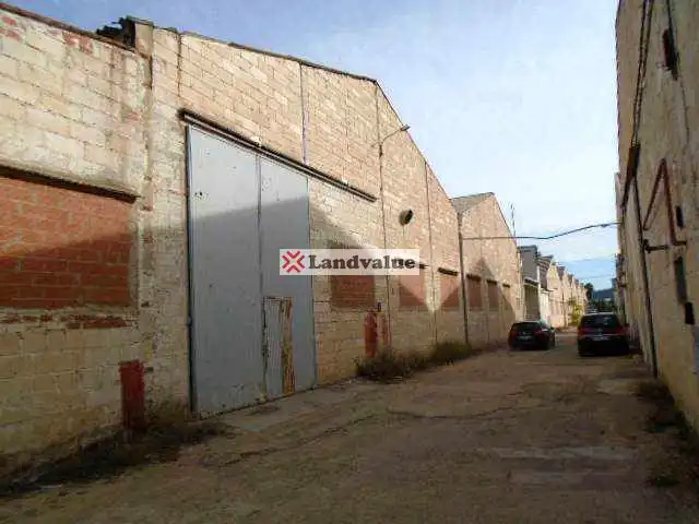 Außenansicht von Fabrik Grundstücke zum Verkauf in Vallada