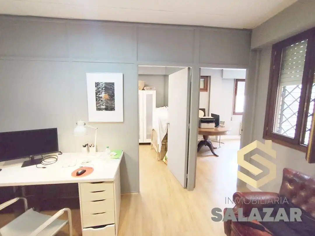 Büro zur Miete in José María de Escuza Kalea, imagen 11