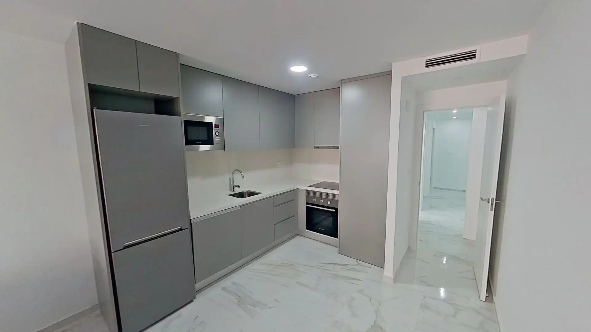 Apartamento con ascensor en venta en Calle ORIHUELA, imagen 3
