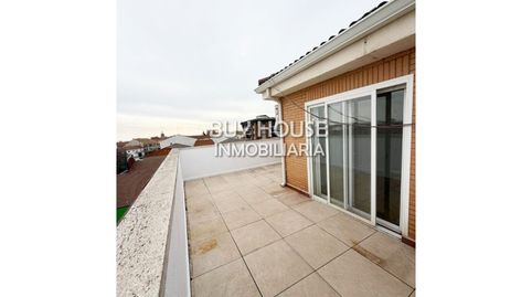 Foto 5 de Ático de alquiler en Parque Manuel de Vega - Carretera de Ugena, Illescas